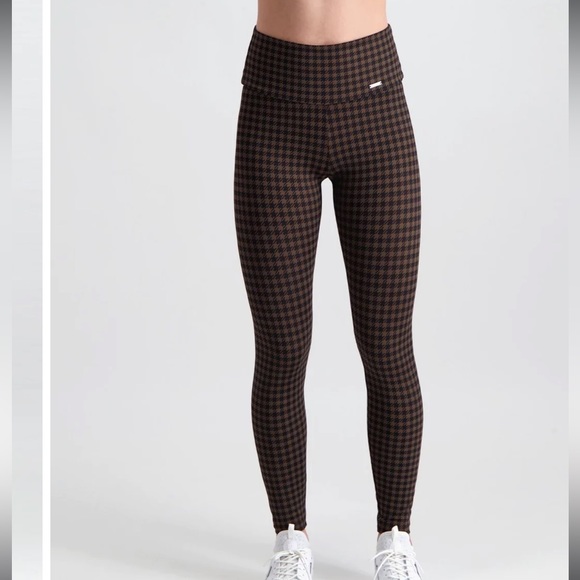 🚫SOLD OUT🚫NWT Aim’n Machiatto Dogtooth Tights in size SMALL - Picture 3 of 6